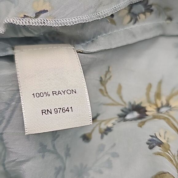 J.‎ Jill NWT Whimsical Sleeveless Light Blue Floral Semi Sheer Blouse Top Small - Picture 5 of 8